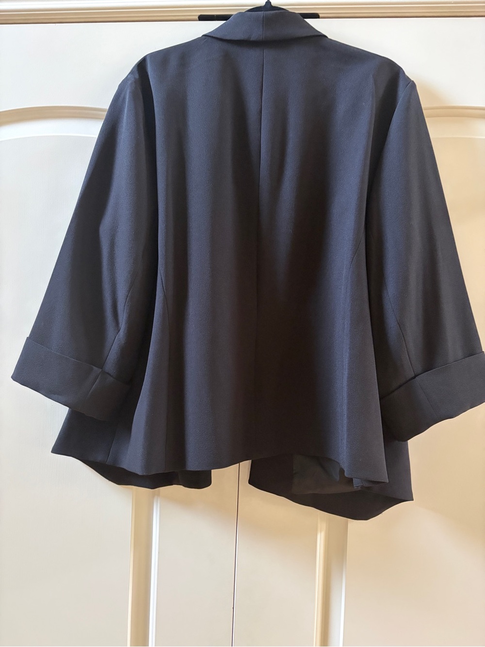 Jones Studio Black Open-Front Draped Jacket - Picture 2 of 3